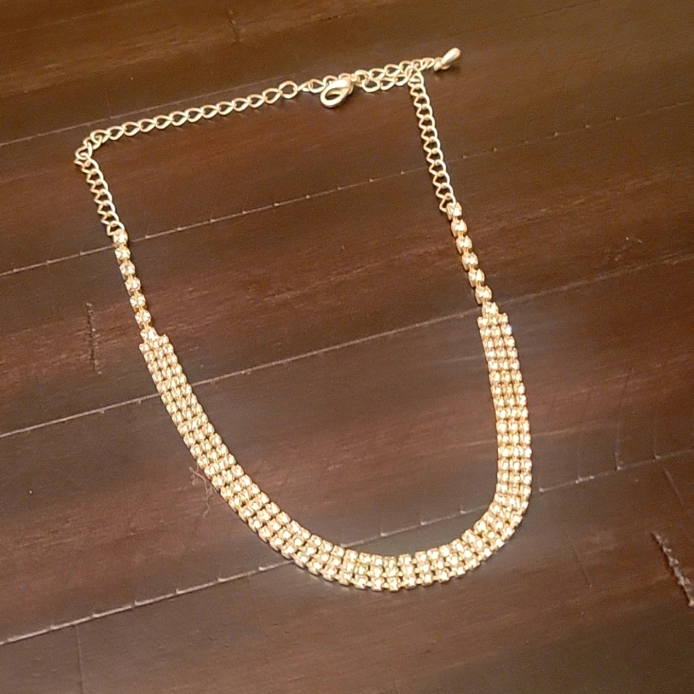 Choker (necklace)